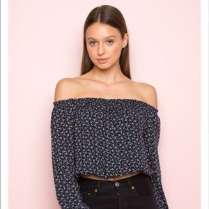 Brandy Melville off the shoulder top